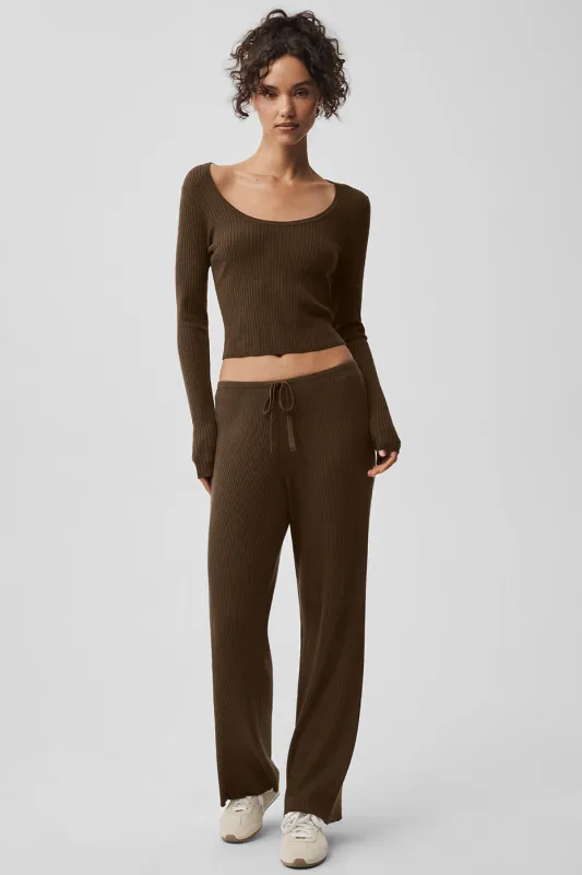 Sweater Knit Mid-Rise Unwind Wide Leg Pant - Espresso made by Alo Yoga
