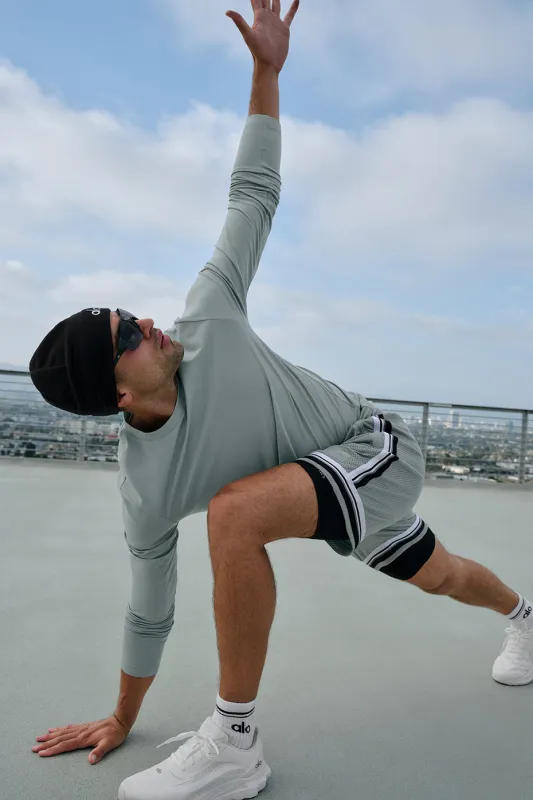 Conquer Reform Crewneck Long Sleeve - Lunar Grey made by Alo Yoga