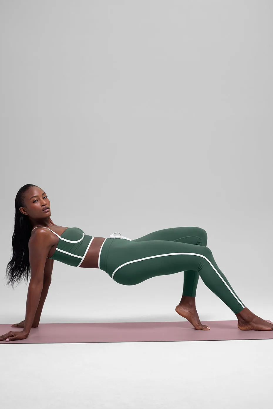 Airbrush High-Waist Race Pace 7/8 Legging - Clover Green/White sold by Alo Yoga product image thumbnail 3