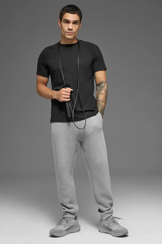 Sports Club Jogger - Athletic Heather Grey made by Alo Yoga