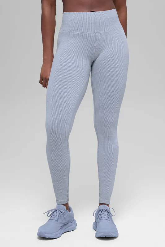 Seamless High-Waist Two Tone Rib Legging - Winter Frost Heather made by Alo Yoga