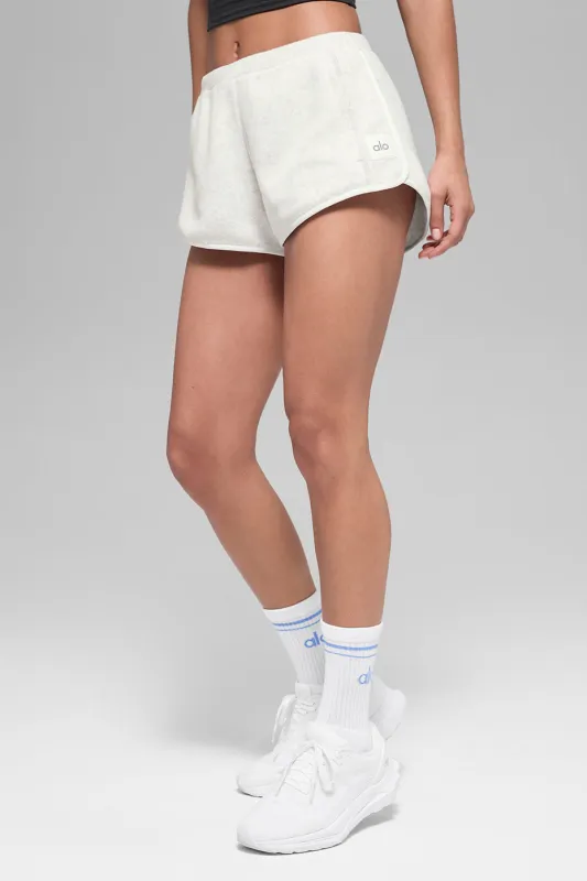 Polar Fleece Retreat Short - White Heather Grey made by Alo Yoga