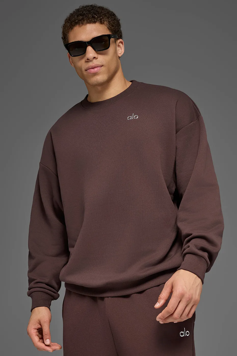Accolade Crew Neck Pullover - Brownstone sold by Alo Yoga
