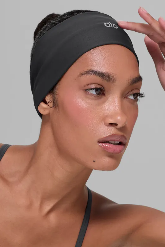 Airlift Headband - Anthracite made by Alo Yoga