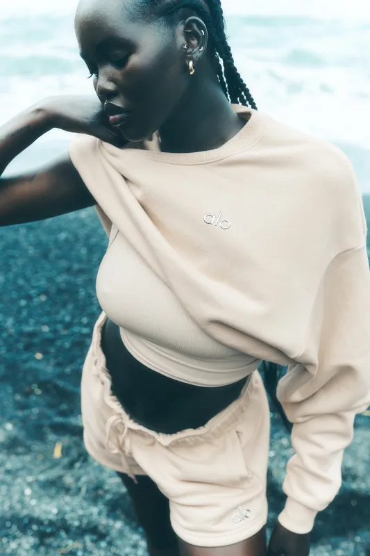 Accolade Crew Neck Pullover - Macadamia made by Alo Yoga