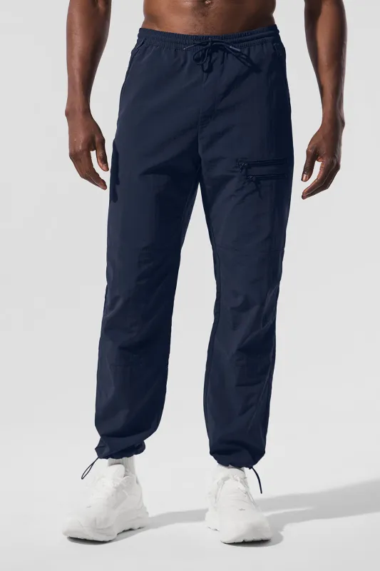 Takeaway Track Pant - Navy made by Alo Yoga