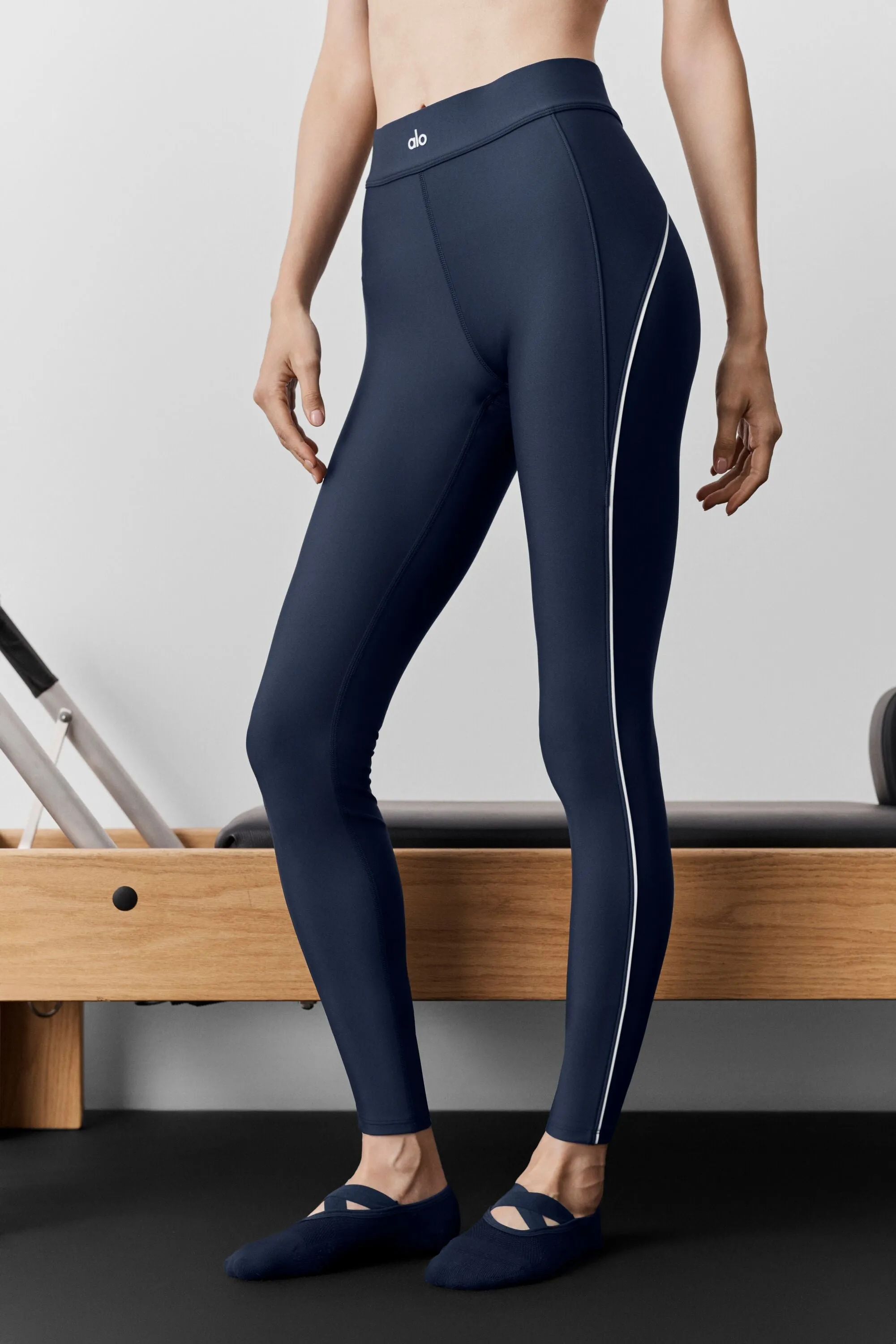 Airlift High-Waist 7/8 Speedwork Legging - Navy sold by Alo Yoga product image thumbnail 3