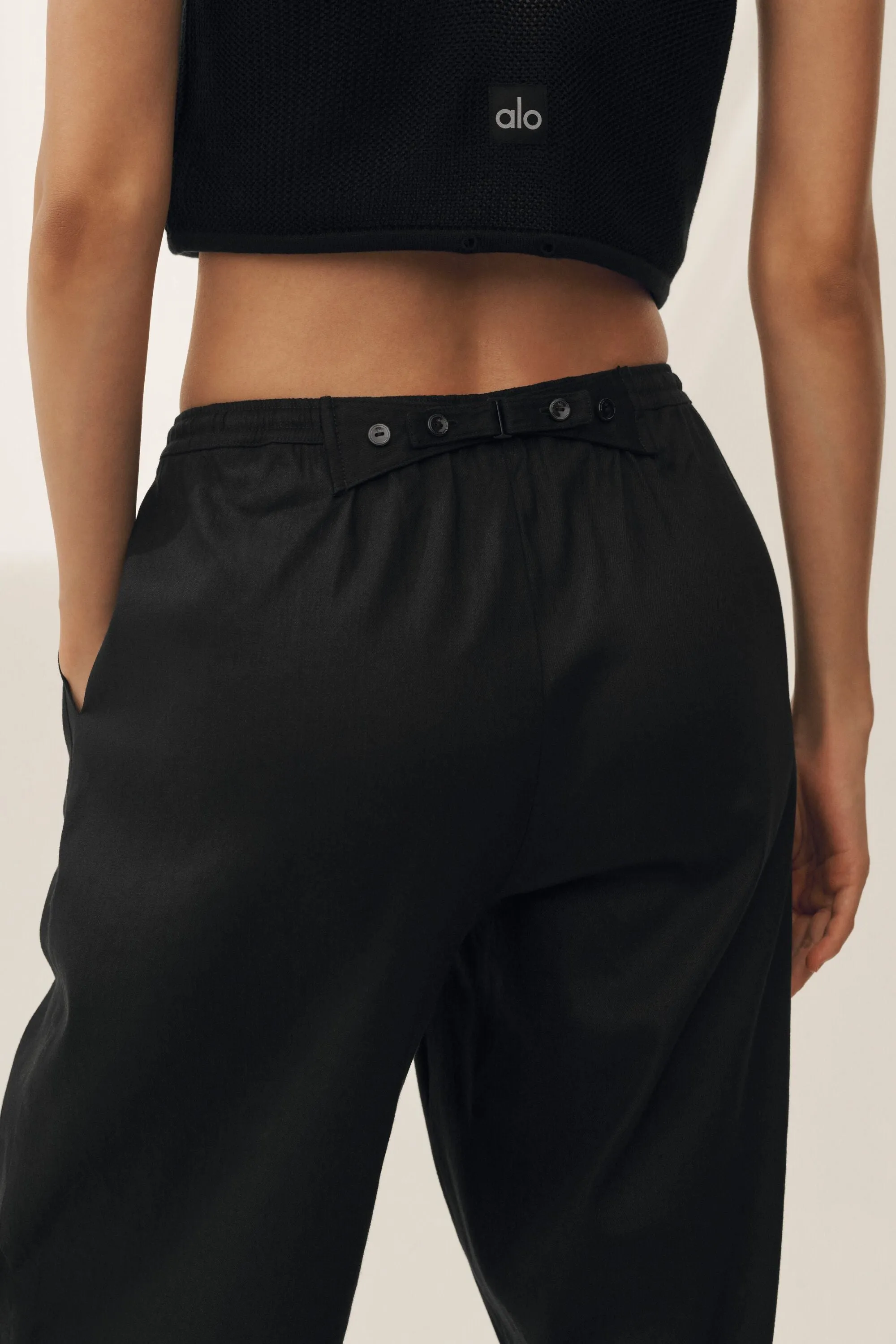 Linen Blend Riviera Wide Leg Pant - Black sold by Alo Yoga product image thumbnail 5