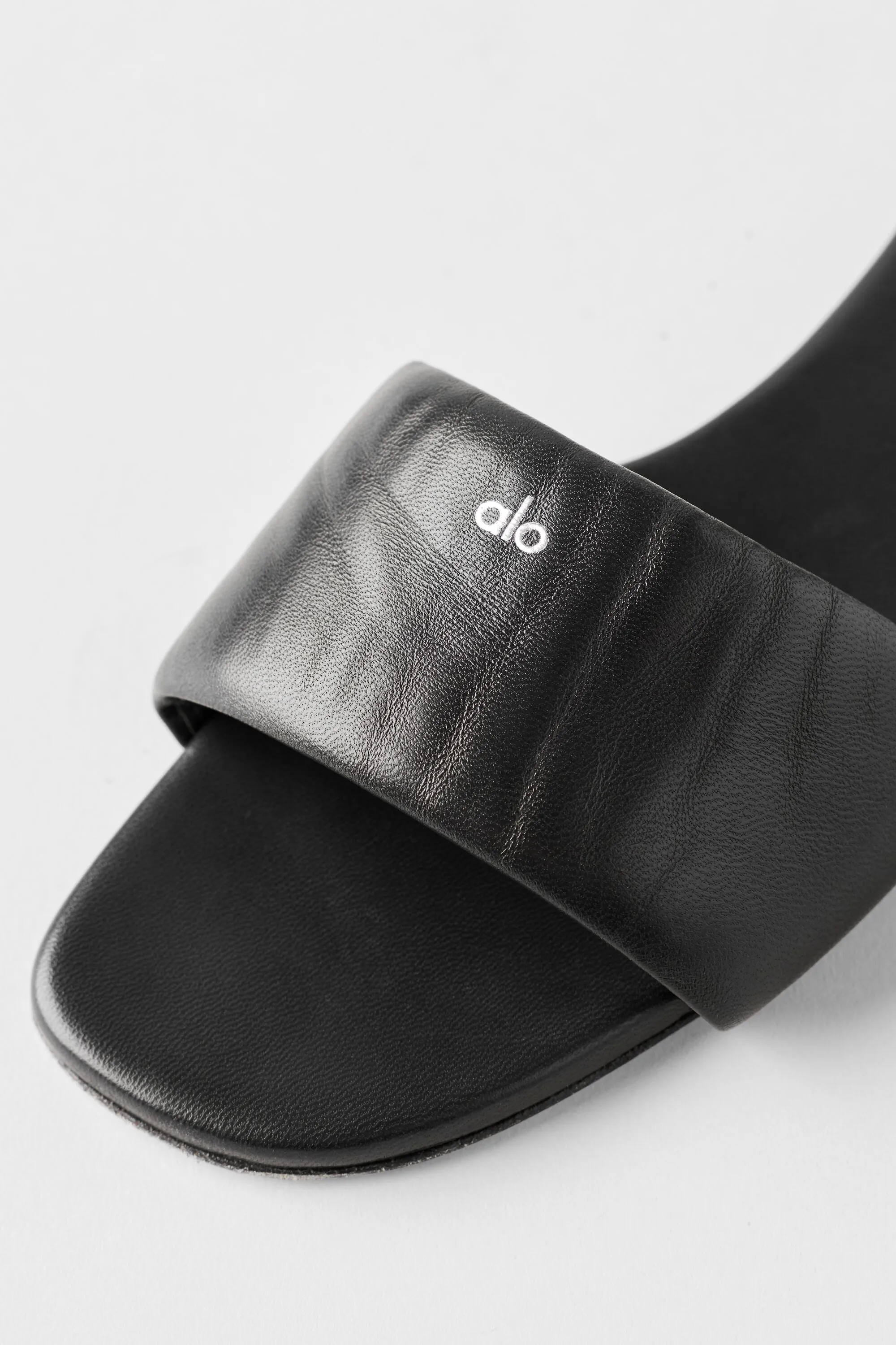 ALO Classico Sandal - Black sold by Alo Yoga product image thumbnail 3