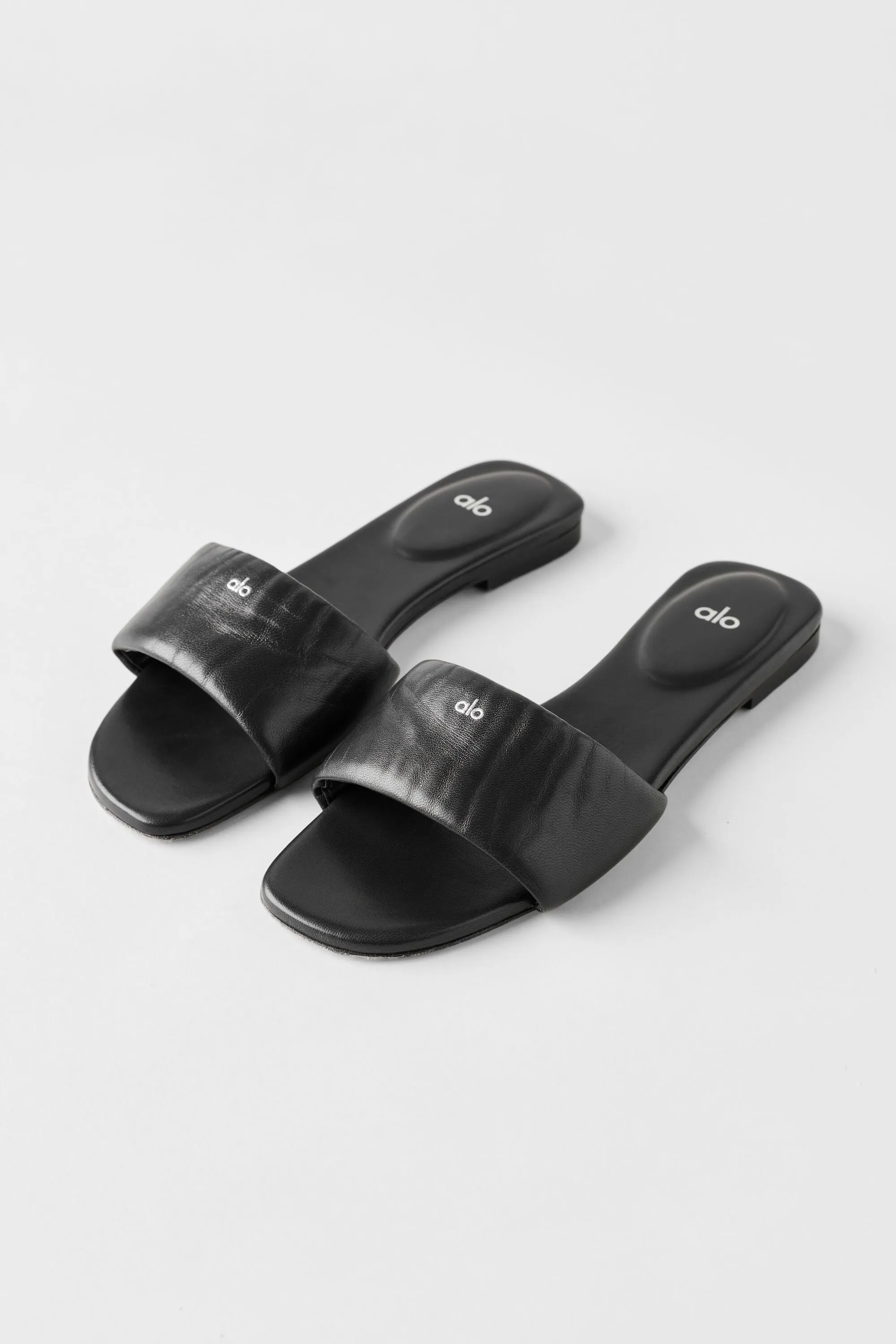 ALO Classico Sandal - Black sold by Alo Yoga product image thumbnail 2