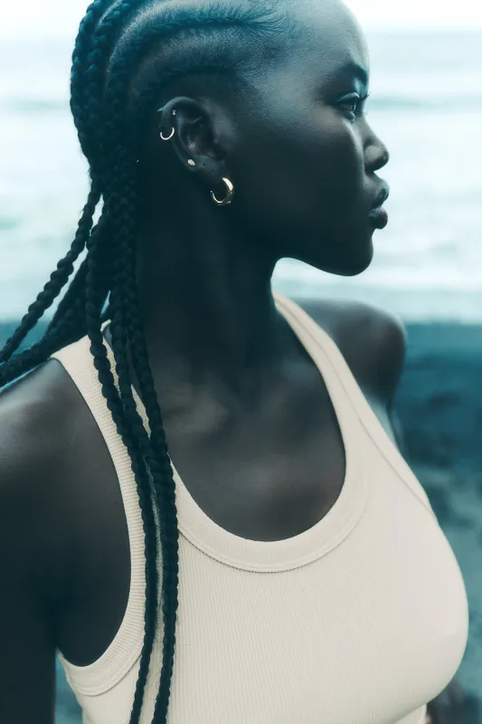 Goddess Ribbed Go-To Tank - Macadamia made by Alo Yoga