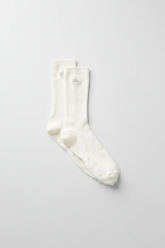Unisex Half-Crew Understated Sock - Ivory made by Alo Yoga
