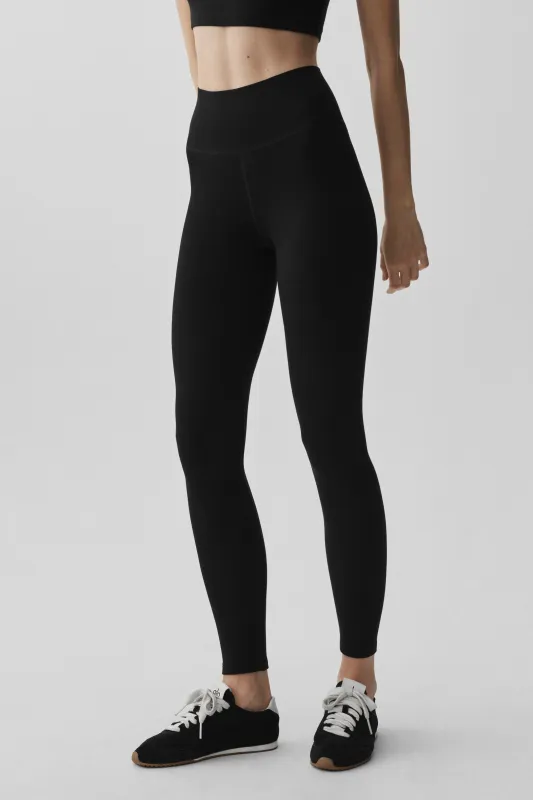 Seamless Modal Ribbed High-Waist 7/8 Legging - Black made by Alo Yoga