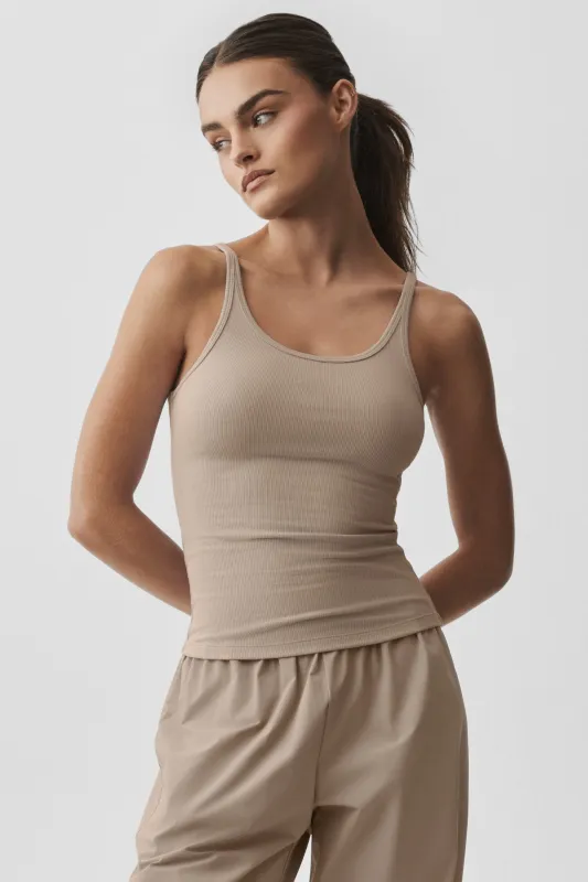 Ribbed Adore Tank - Gravel made by Alo Yoga