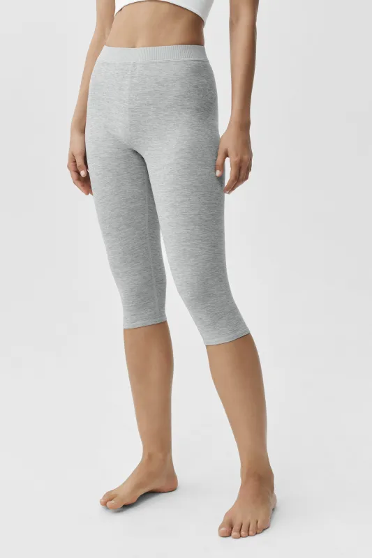 Alosoft High-Waist Iconic 90's Capri - Vintage Athletic Heather made by Alo Yoga