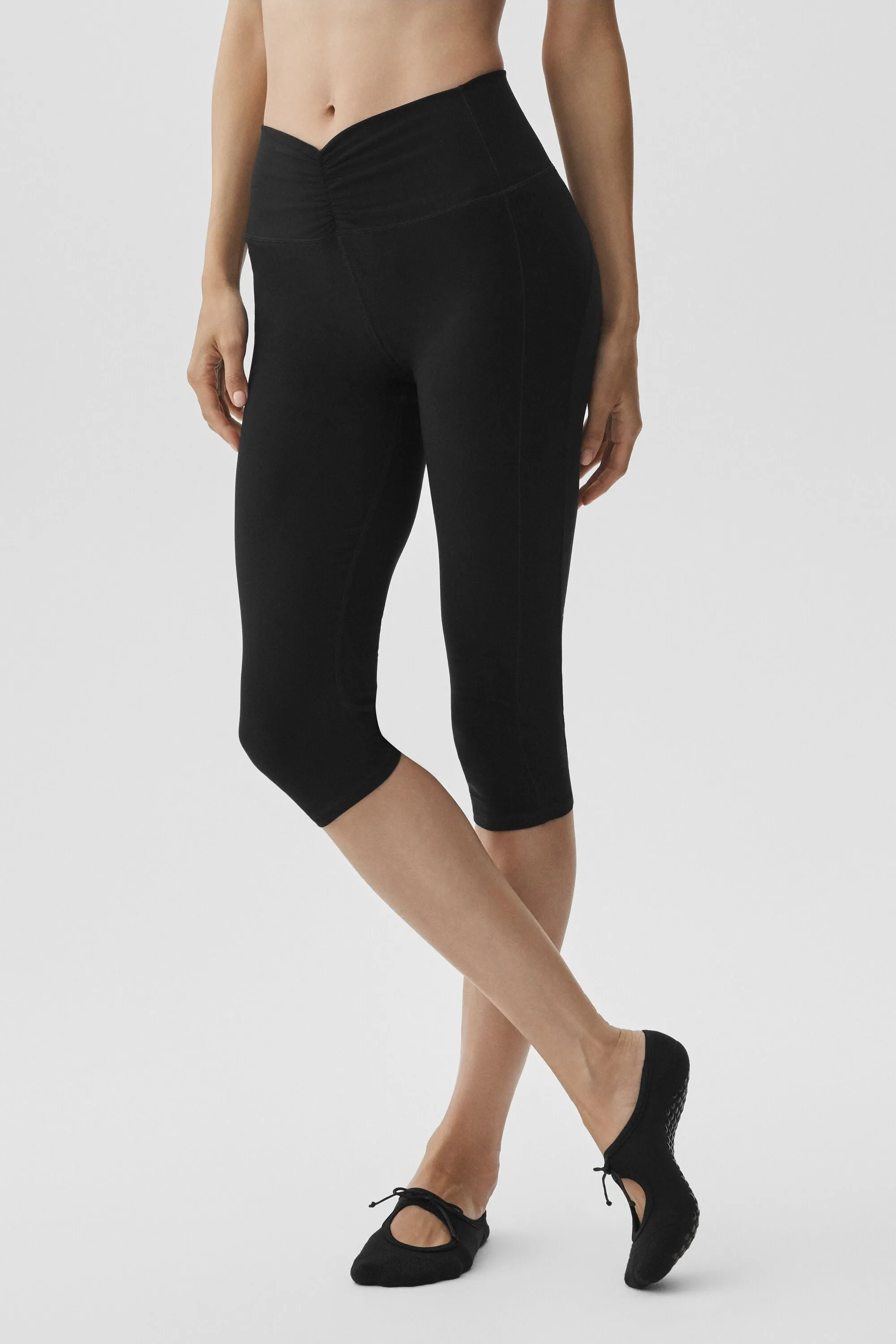 Alosoft High-Waist Intuition Capri - Black sold by Alo Yoga product image thumbnail 3
