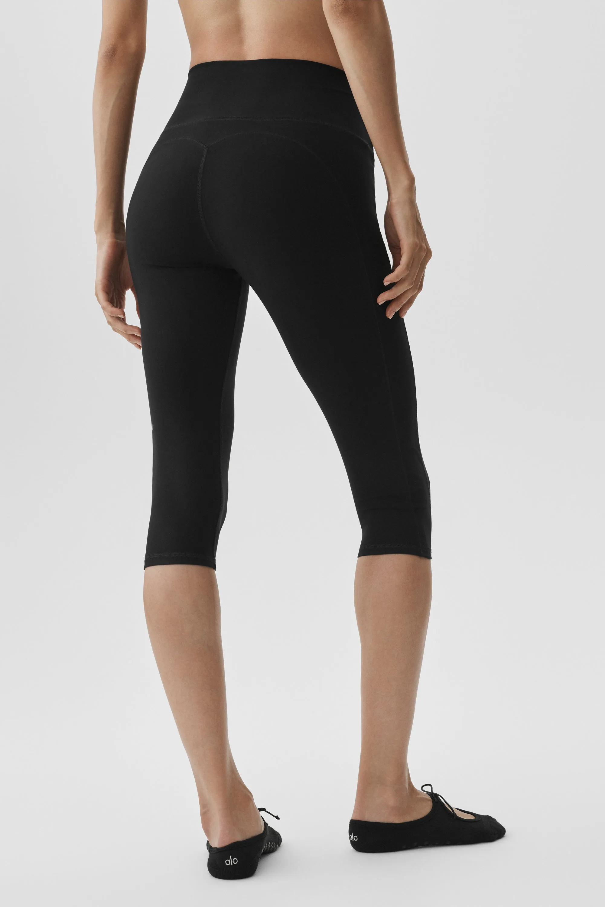 Alosoft High-Waist Intuition Capri - Black sold by Alo Yoga product image thumbnail 4