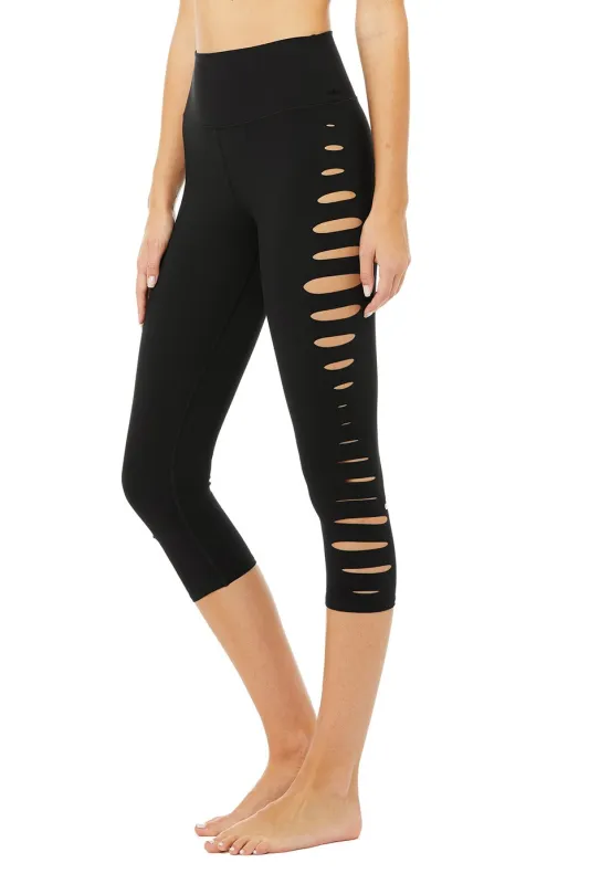 High-Waist Slice Capri - Black made by Alo Yoga