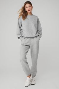 Accolade Crew Neck Pullover & Accolade Sweatpant Set - Athletic Heather Grey sold by Alo Yoga