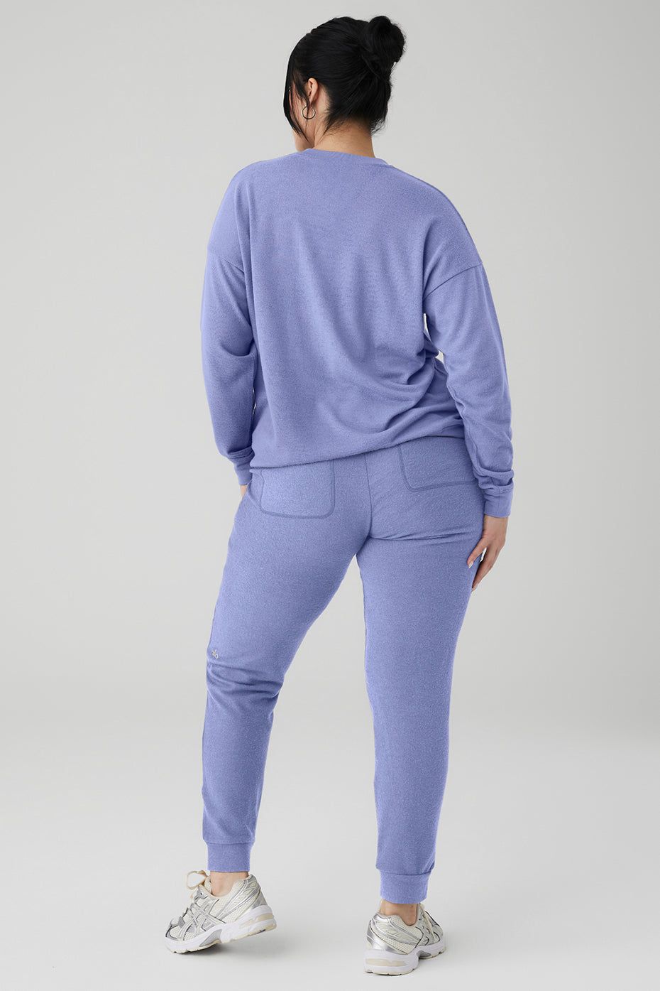 Soho Pullover & Soho Sweatpant Set sold by Alo Yoga product image thumbnail 40