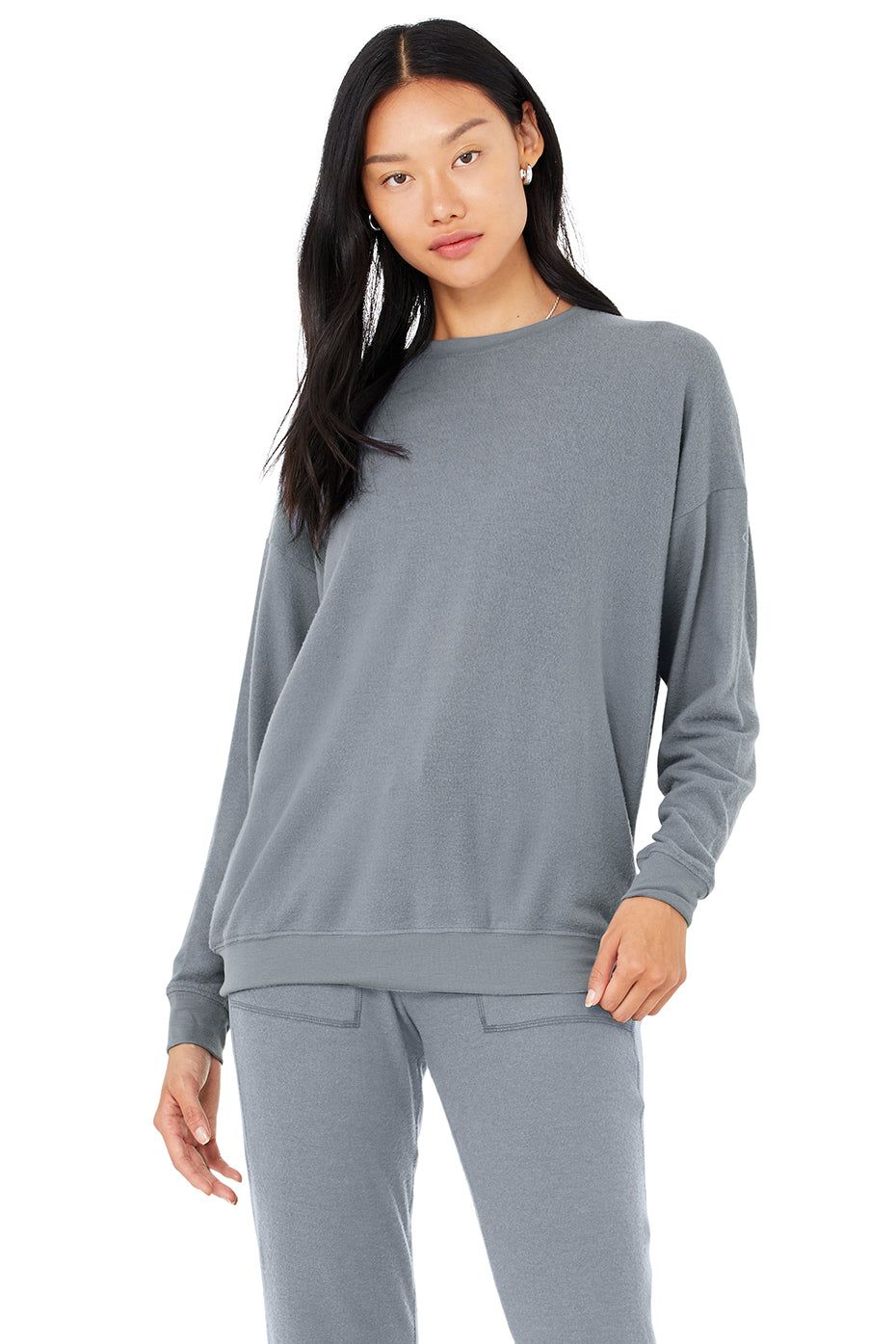 Soho Pullover & Soho Sweatpant Set sold by Alo Yoga product image thumbnail 17