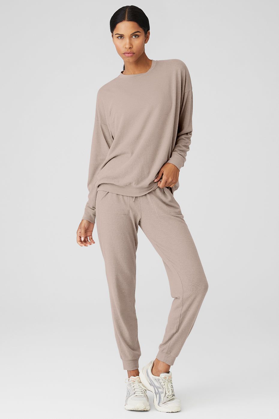 Soho Pullover & Soho Sweatpant Set sold by Alo Yoga product image thumbnail 31
