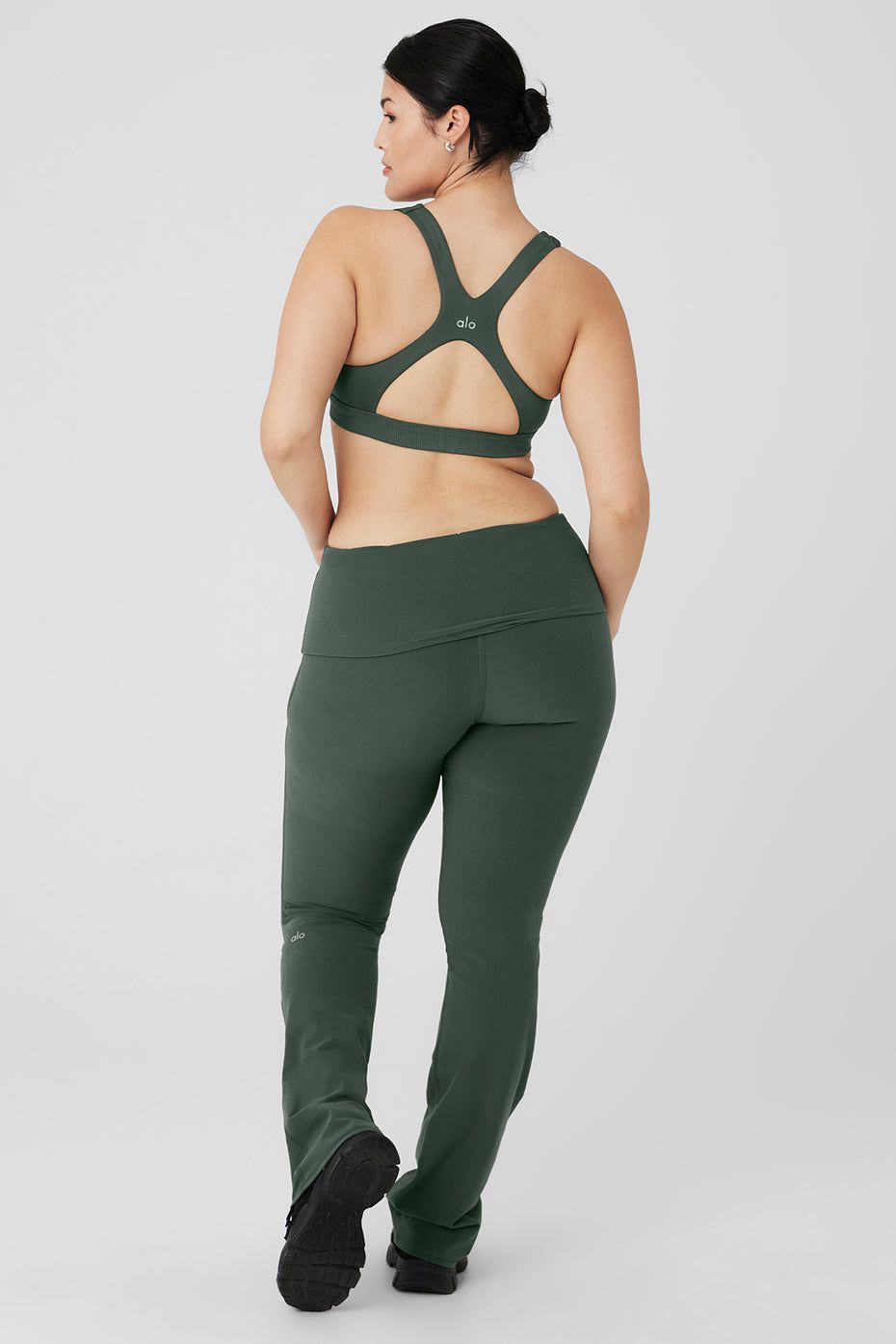 Alosoft Show Stopper Bra & Alosoft Low-Rise Foldover Bootcut Legging Set - Dark Cactus sold by Alo Yoga product image thumbnail 6
