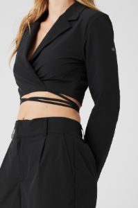 ジャケット [Alo Yoga] Cropped Status Blazer Cropped Status Blazer - Black | ALO