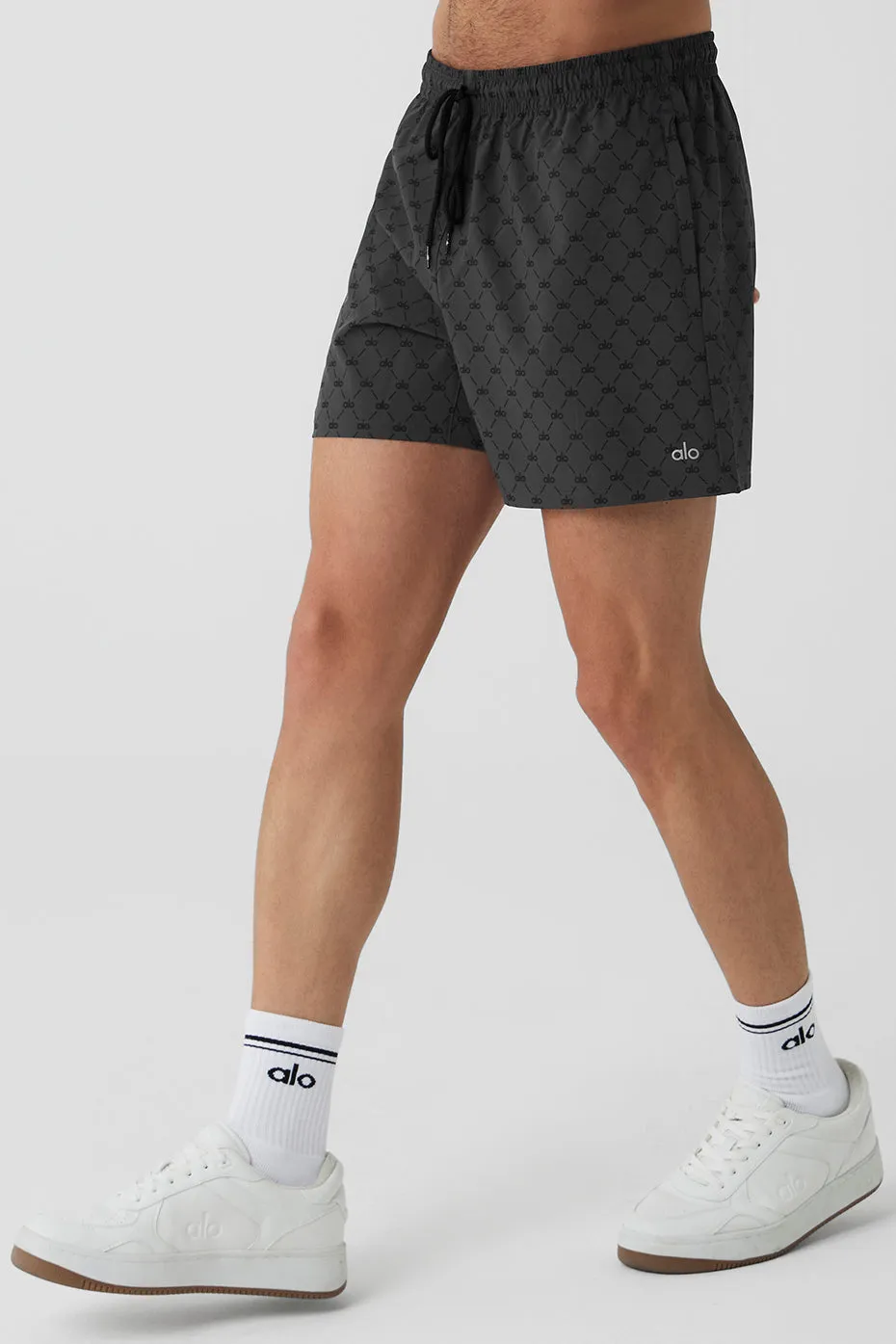 7'' Diamond Circuit Short - Anthracite/Black sold by Alo Yoga product image thumbnail 3