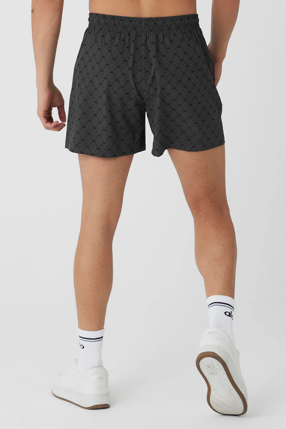 7'' Diamond Circuit Short - Anthracite/Black sold by Alo Yoga product image thumbnail 2