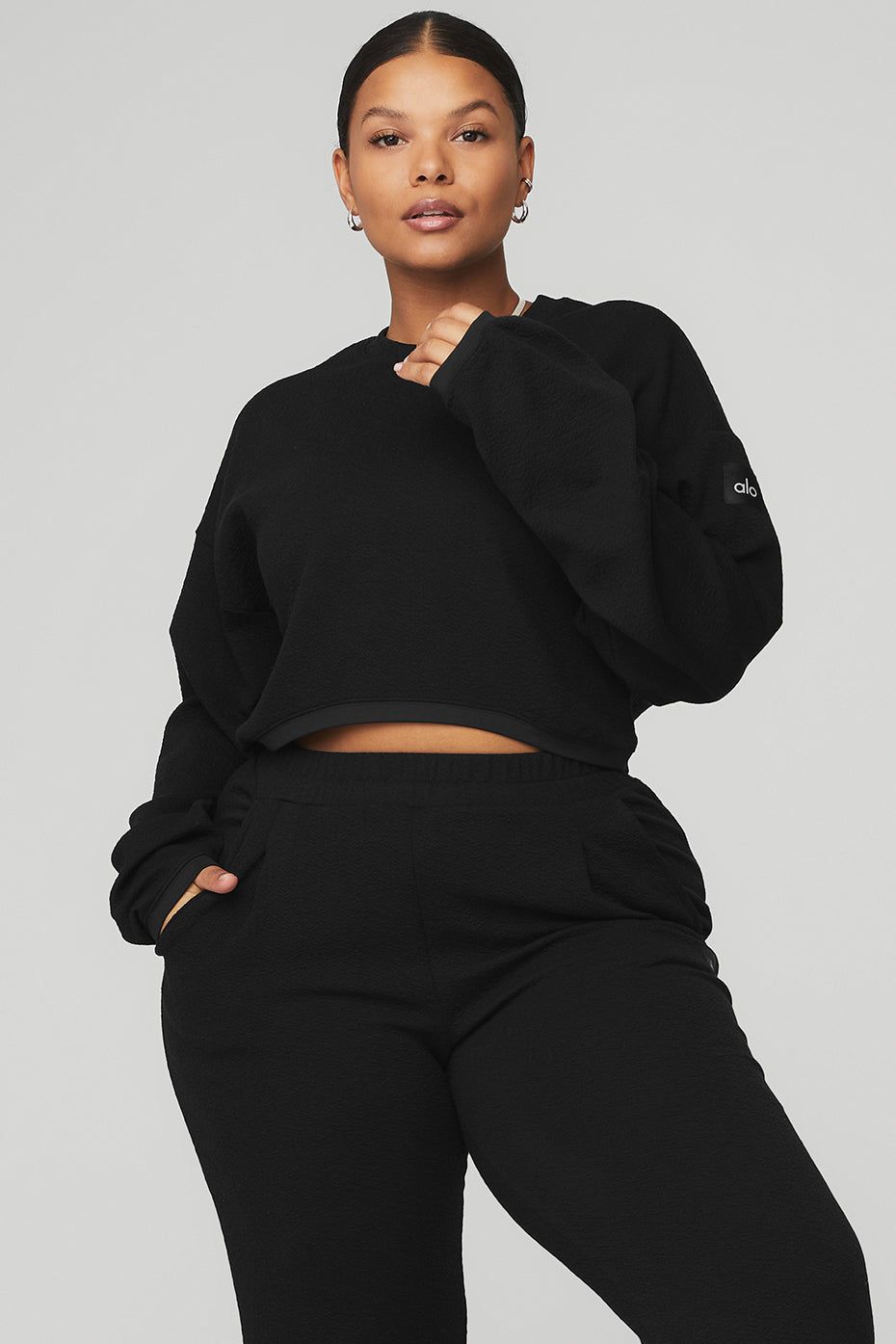 Cropped Tailored Crew Neck - Black sold by Alo Yoga product image thumbnail 6