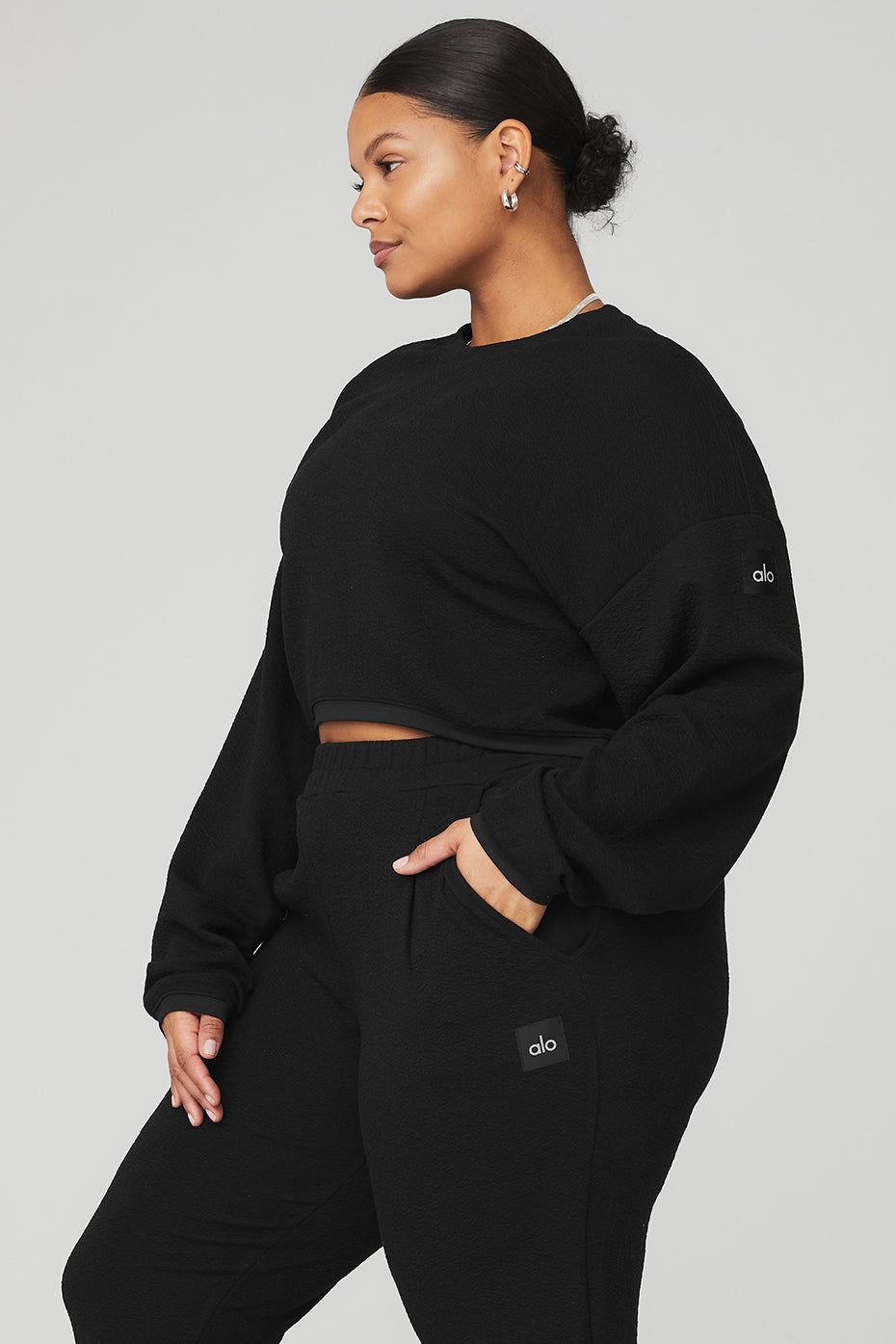 Cropped Tailored Crew Neck - Black sold by Alo Yoga product image thumbnail 8
