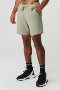Chill Short - Limestone sold by Alo Yoga