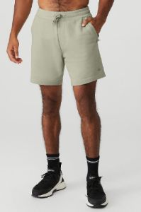 Chill Short - Limestone sold by Alo Yoga