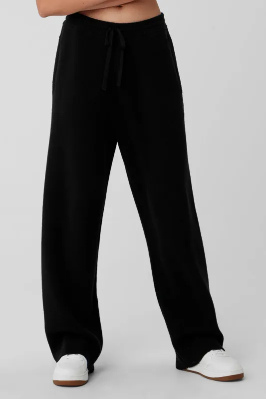Scholar Straight Leg Sweatpant - Black sold by Alo Yoga