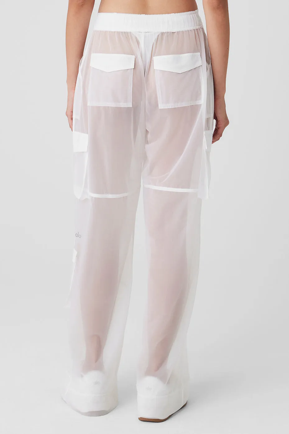 【ALO Yoga】WIDE LEG PANT ◆脚長効果，伸縮性，クール，人気◆ Breezy Wide Leg Pant - Black | Alo Yoga