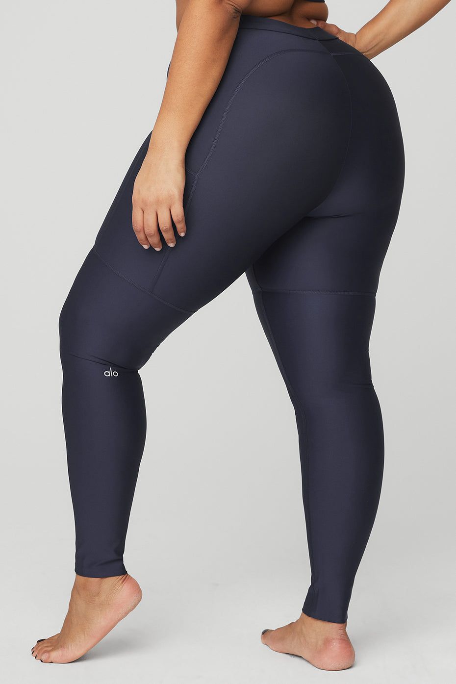 High-Waist Airlift 4 Pocket Utility Legging - True Navy sold by Alo Yoga product image thumbnail 6