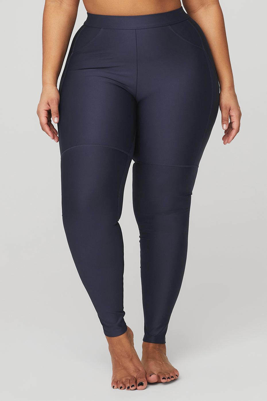 High-Waist Airlift 4 Pocket Utility Legging - True Navy sold by Alo Yoga product image thumbnail 5