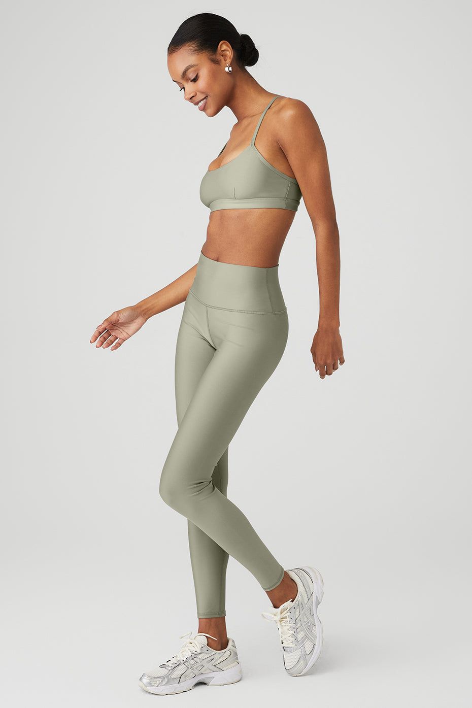 Airlift Intrigue Bra & High-Waist Airlift Legging Set sold by Alo Yoga product image thumbnail 28