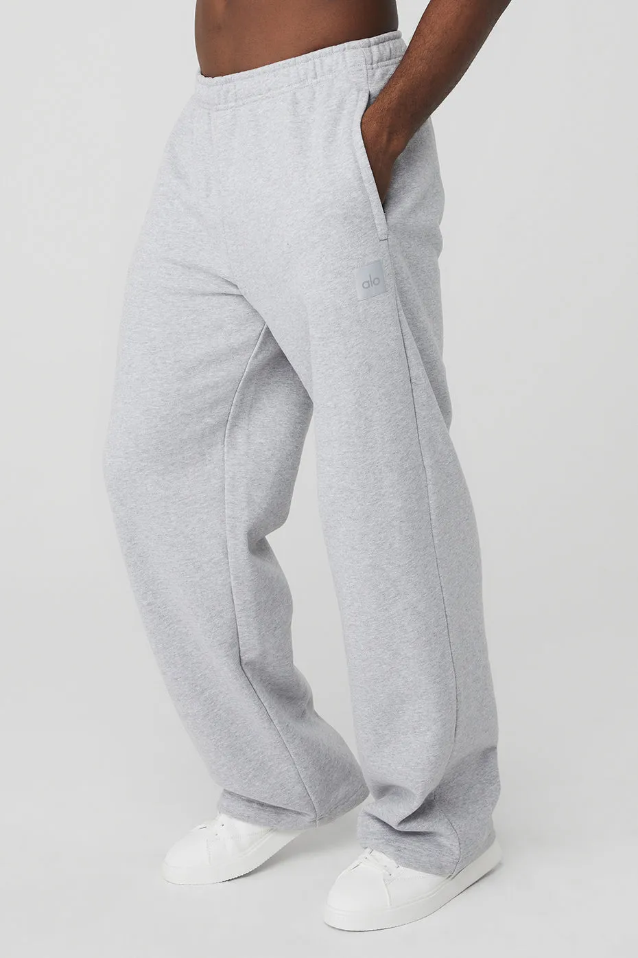 Renown Heavy Weight Sweatpant - Athletic Heather Grey sold by Alo Yoga product image thumbnail 3