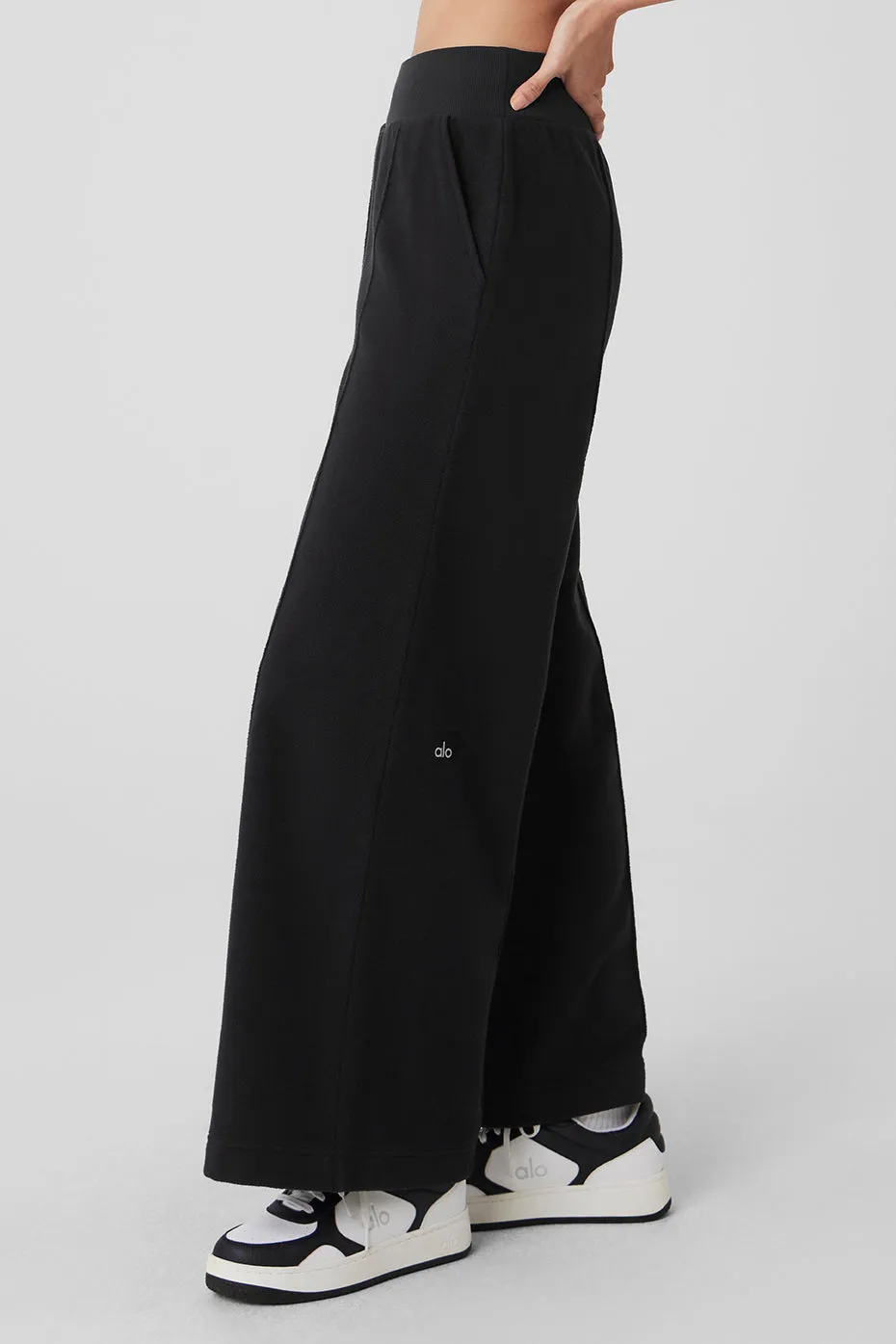 Polar Fleece High-Waist Snowdrift Wide Leg Pant - Black sold by Alo Yoga product image thumbnail 3