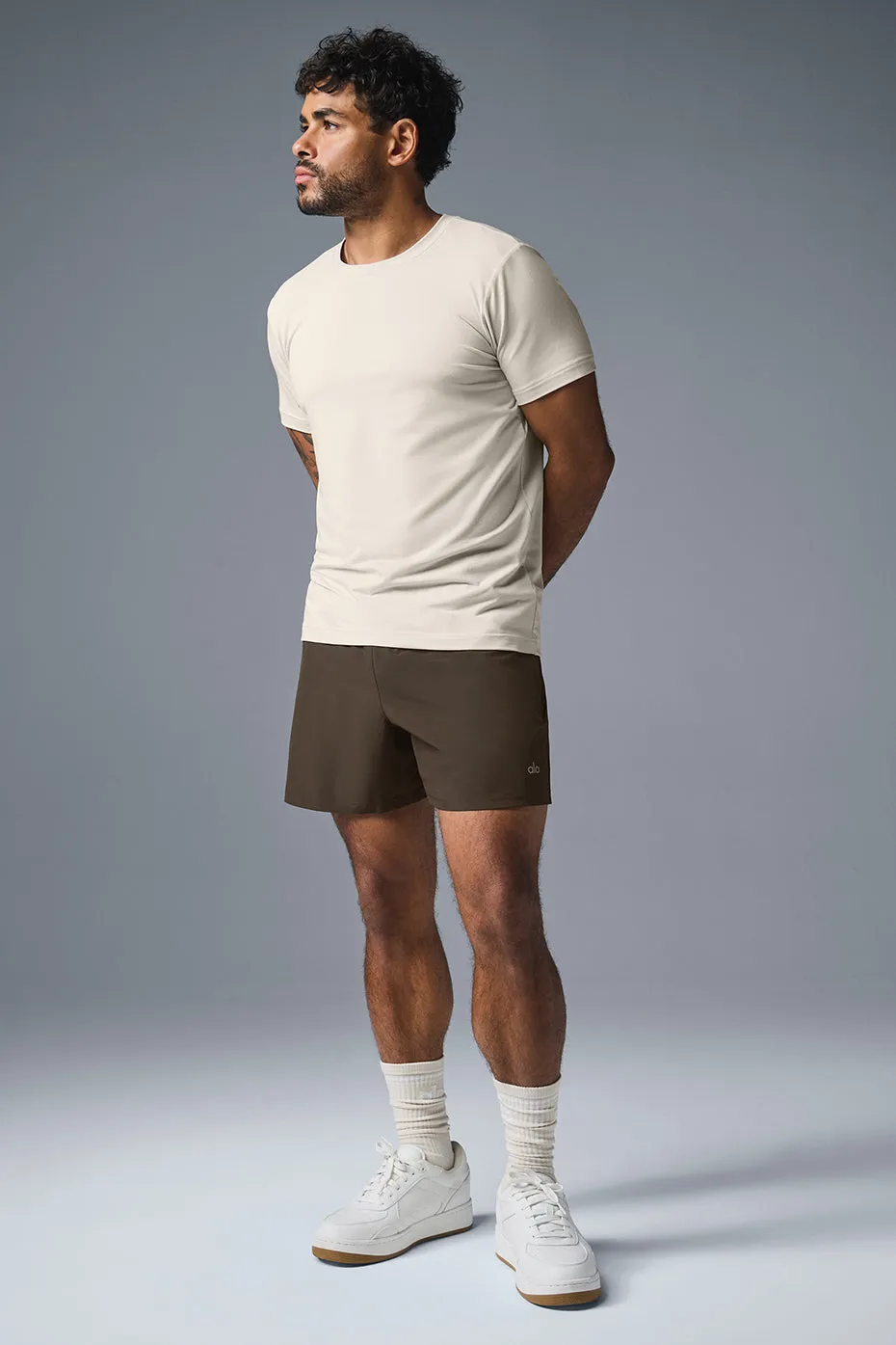 7" Circuit Short - Espresso sold by Alo Yoga product image thumbnail 2