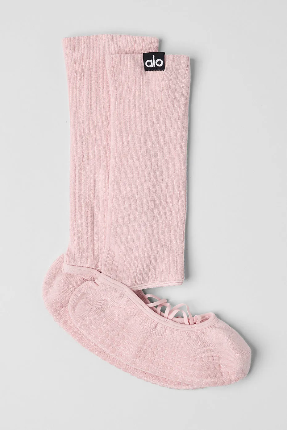 タイツ・ソックス [Alo Yoga] Women's Strappy Siren Grip Sock Women's Strappy Siren Grip Sock - Black | ALO