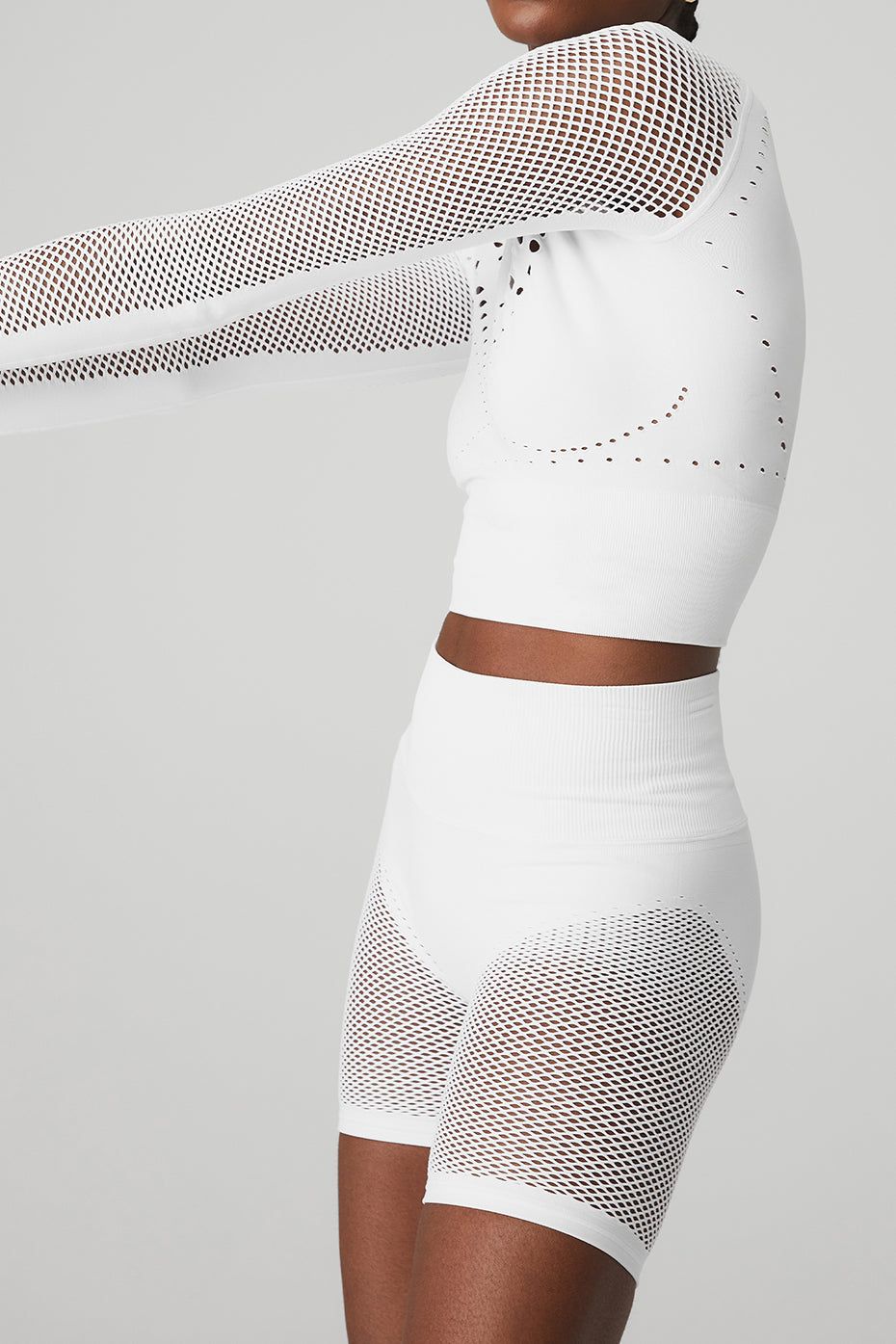 Seamless Open Air Long Sleeve & Seamless High-Waist Limitless Open Air Short Set sold by Alo Yoga product image thumbnail 8