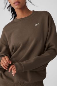 Accolade Crew Neck Pullover - Olive Tree sold by Alo Yoga