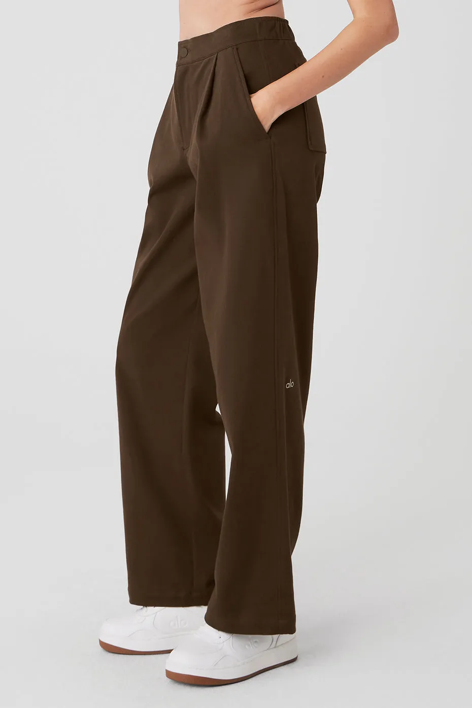 Road Trip Trouser - Espresso sold by Alo Yoga product image thumbnail 3