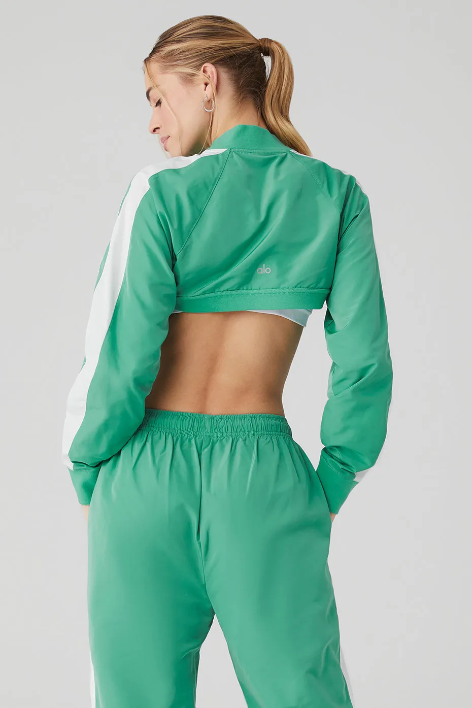 Racetrack Shrug - Lettuce/White sold by Alo Yoga product image thumbnail 3
