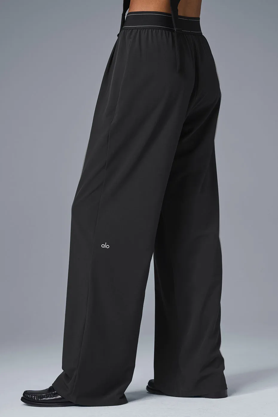 Suit Up Trouser (Long) - Black sold by Alo Yoga product image thumbnail 4