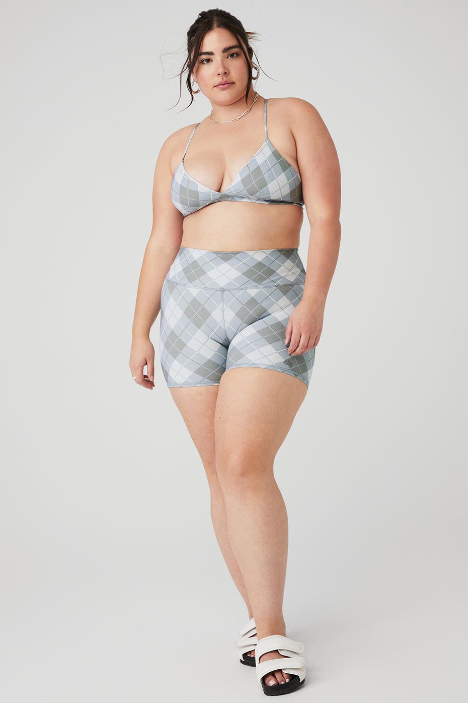 Vapor Argyle Splendor Bra & Vapor High-Waist Argyle Short Set - Gravel/Titanium sold by Alo Yoga product image thumbnail 5