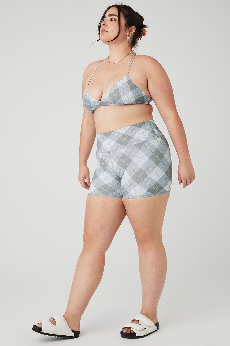 Vapor Argyle Splendor Bra & Vapor High-Waist Argyle Short Set - Gravel/Titanium sold by Alo Yoga product image thumbnail 6